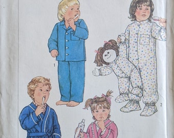 Sew a 1985 Toddler Robe, Pj's or slipper Size Small for 6months - 1 year old Simplicity 7201 Uncut