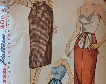 1950's Maternity Pencil Skirt Simplicity Sewing Pattern 4004 Waist 26, Hip 35 In two lengths