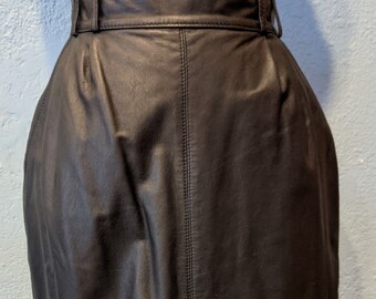 1980 Chaus high waisted black leather pencil skirt size 10 Rebellious, Edgy, Rocker, Sexy leather skirt