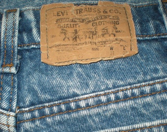 1990's Levis Acid Wash Orange Tag Straight Leg Jeans Size 31 waist 34 Long Made in USA