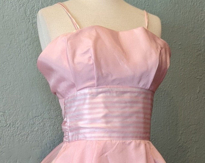Featured listing image: Pink & White Striped Taffeta Prom Dress w/peplum Size 7/8 Double Spaghetti straps Big Tie in back fitted bodice