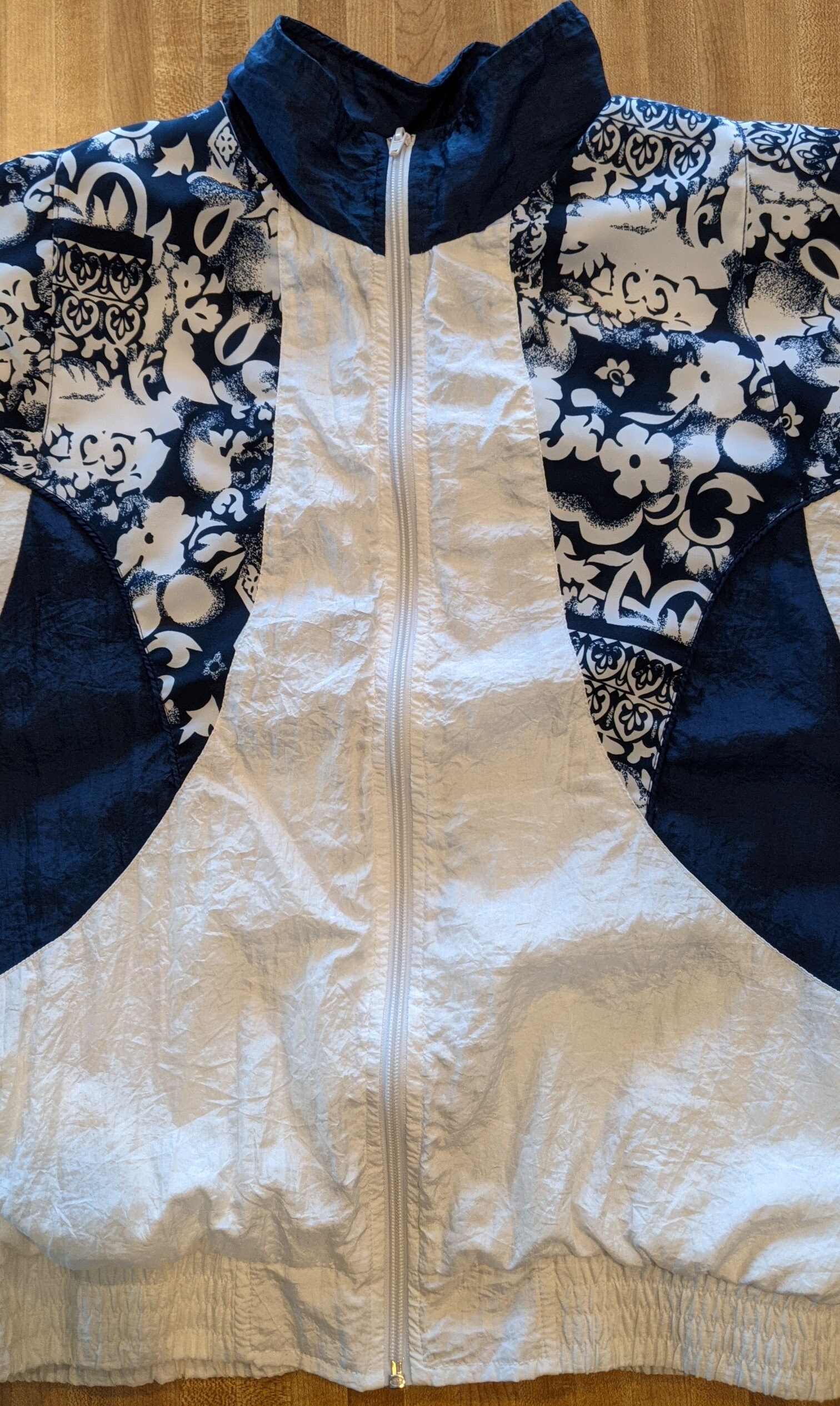 90's Navy & White Bomber/track Jacket Size Medium by Cabazon 90's Navy & White Bomber/track Jacket Size Medium by Cabazon