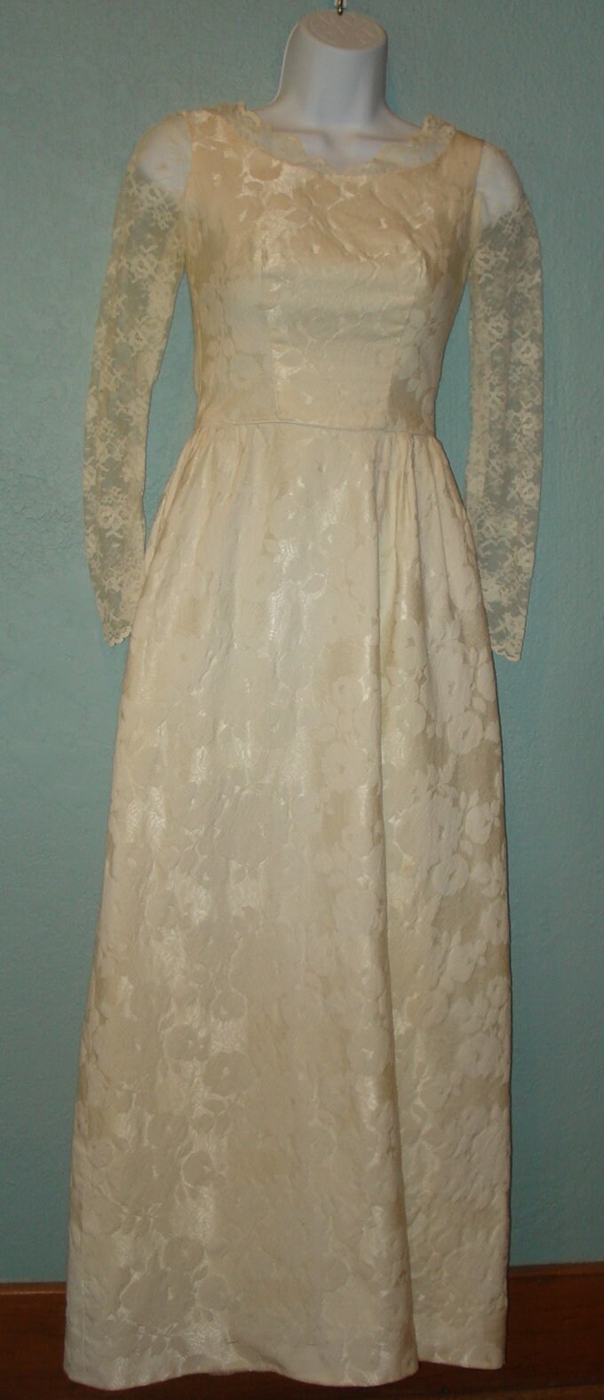 1950 Ivory Brocade & Lace Wedding Dress Size XS by Clifton Wilhite Lace ...