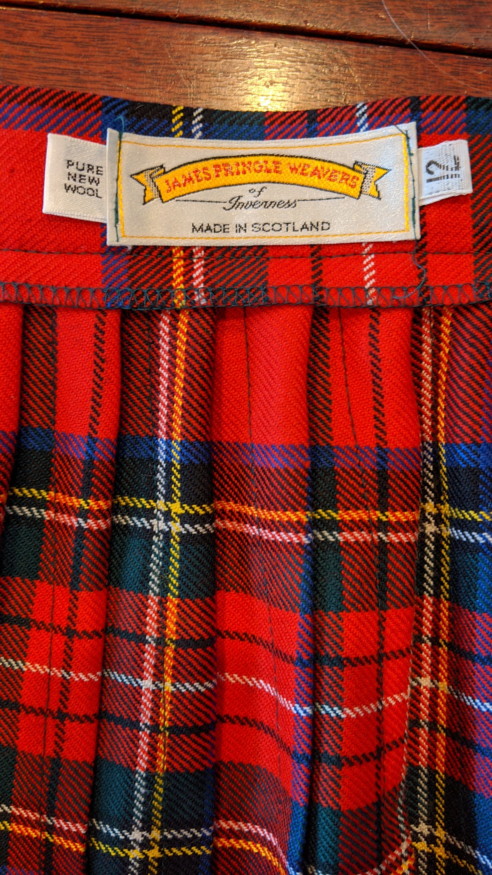 Red Tartan New Wool Wrap Skirt/Kilt Size 12 by James Pringle Weavers