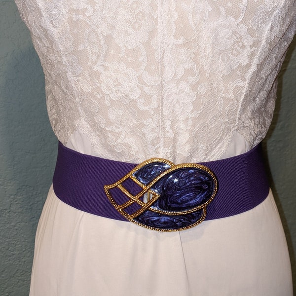 1980's Purple & Gold Tone Cinch Belt by Day-Lor Size Small Big Purple Buckle w/gold accents 24.5 inch long stretch to 29"