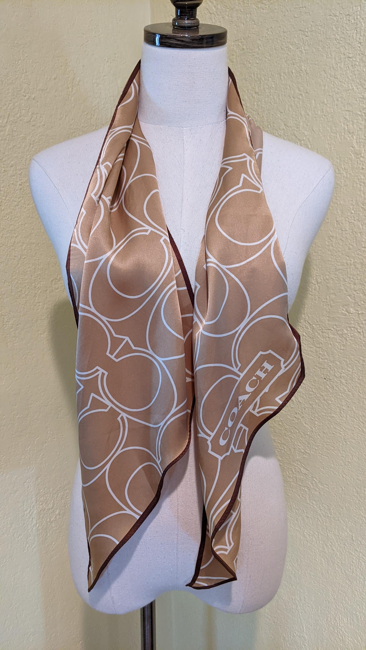 Gucci Fish Scarf - Etsy