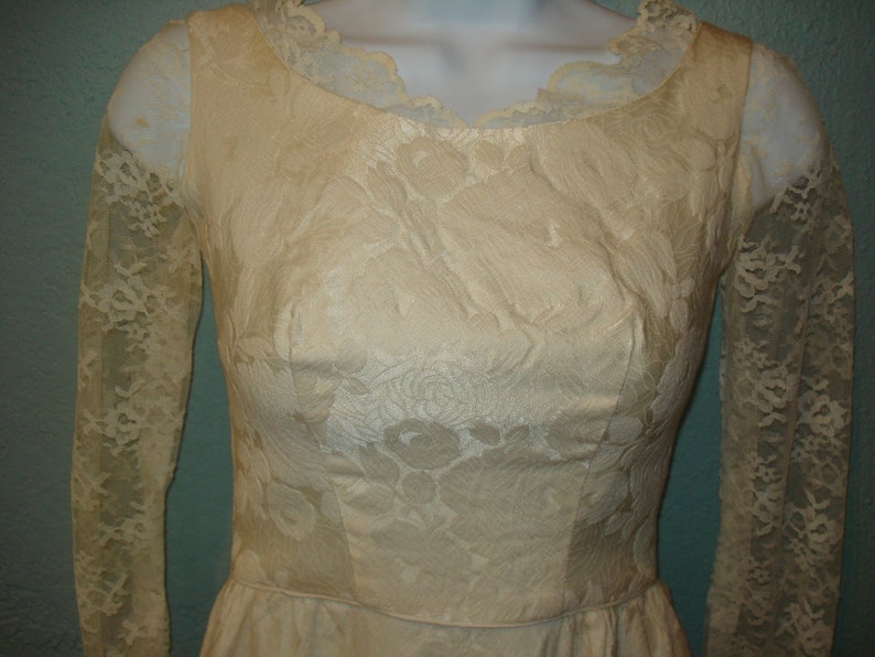 1950 Ivory Brocade /& Lace Wedding Dress Size XS by Clifton Wilhite Lace long sleeves and Lace scooped back