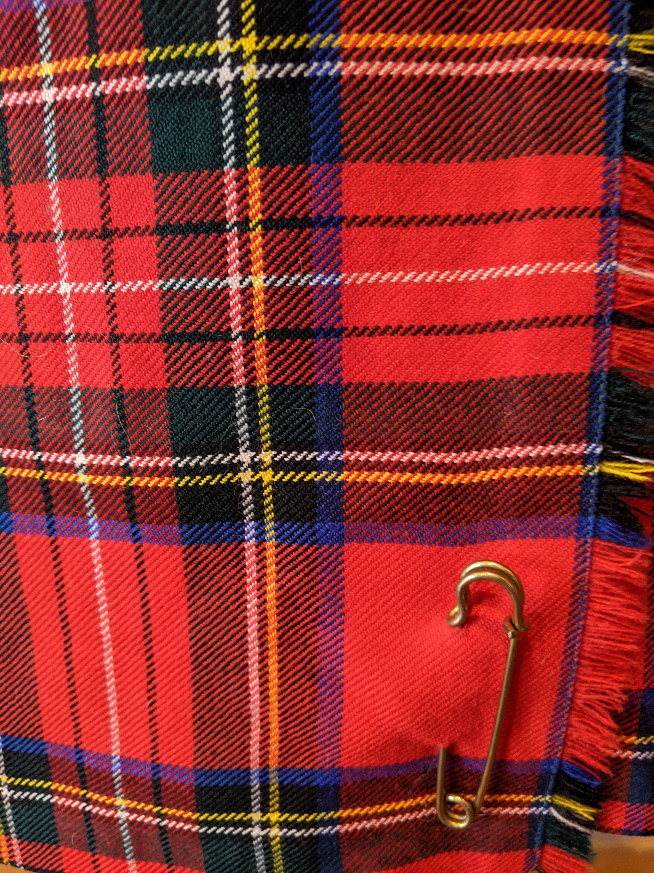 Red Tartan New Wool Wrap Skirt/Kilt Size 12 by James Pringle Weavers