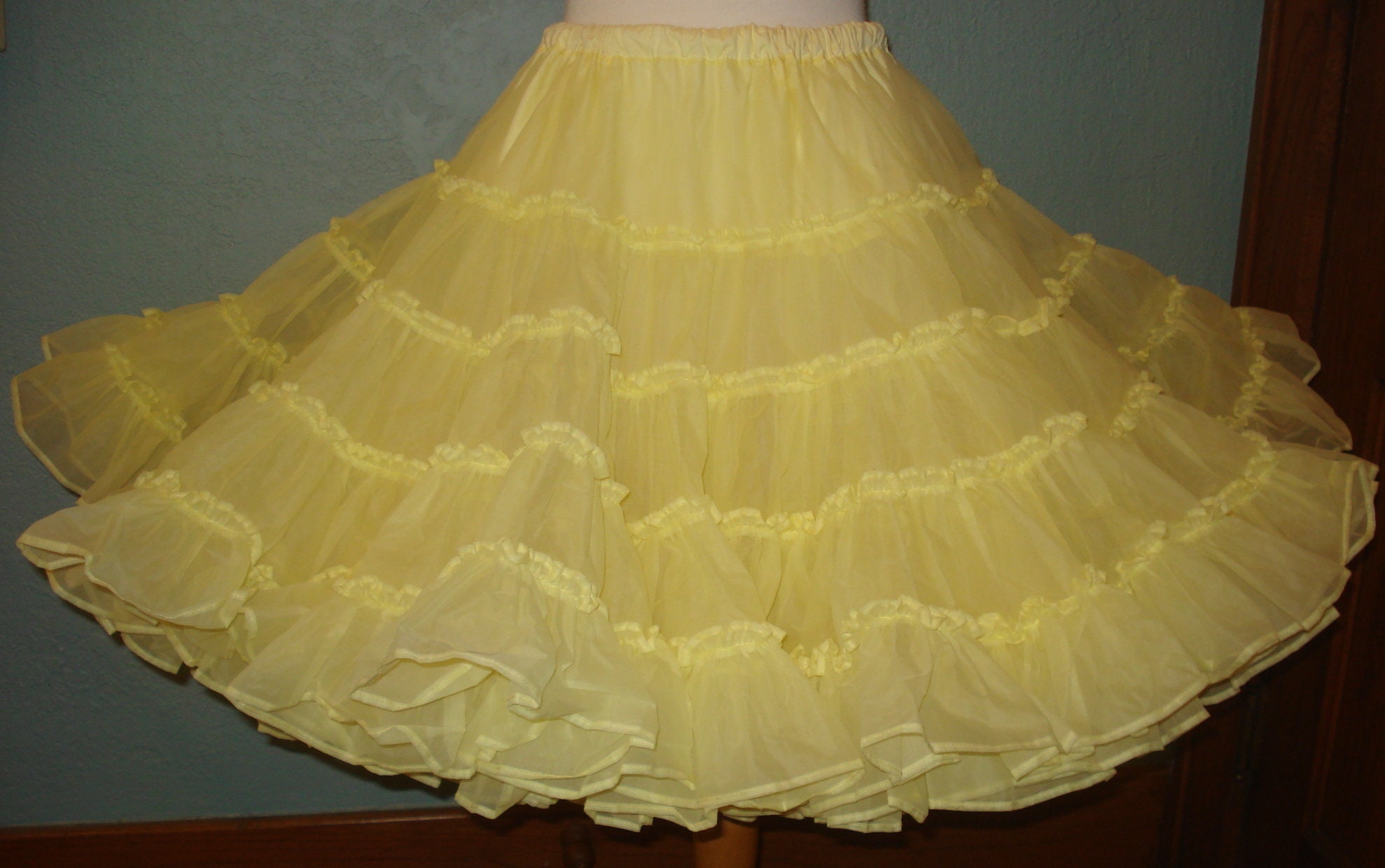 Yellow Petticoat Square Dancing Slip Size Medium Two Layers Very Poofy ...