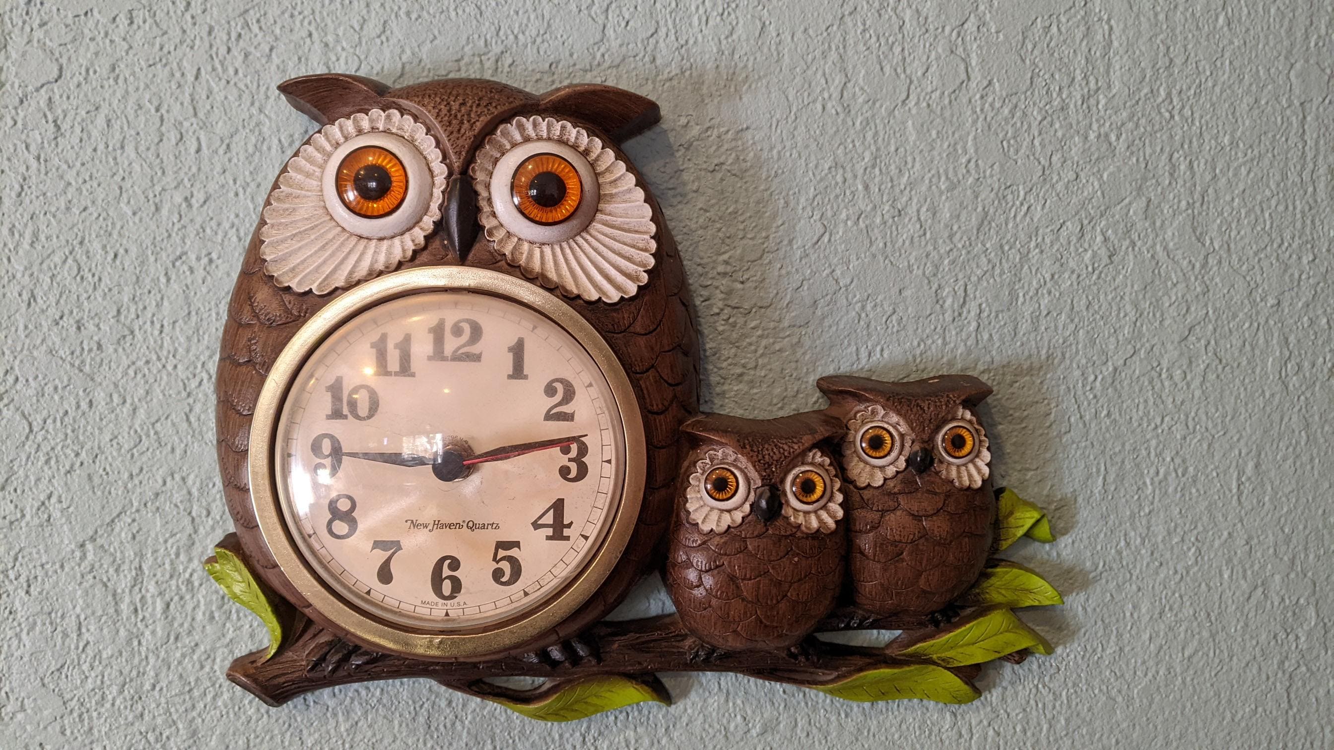 Vintage Burwood Wall Clock - Etsy