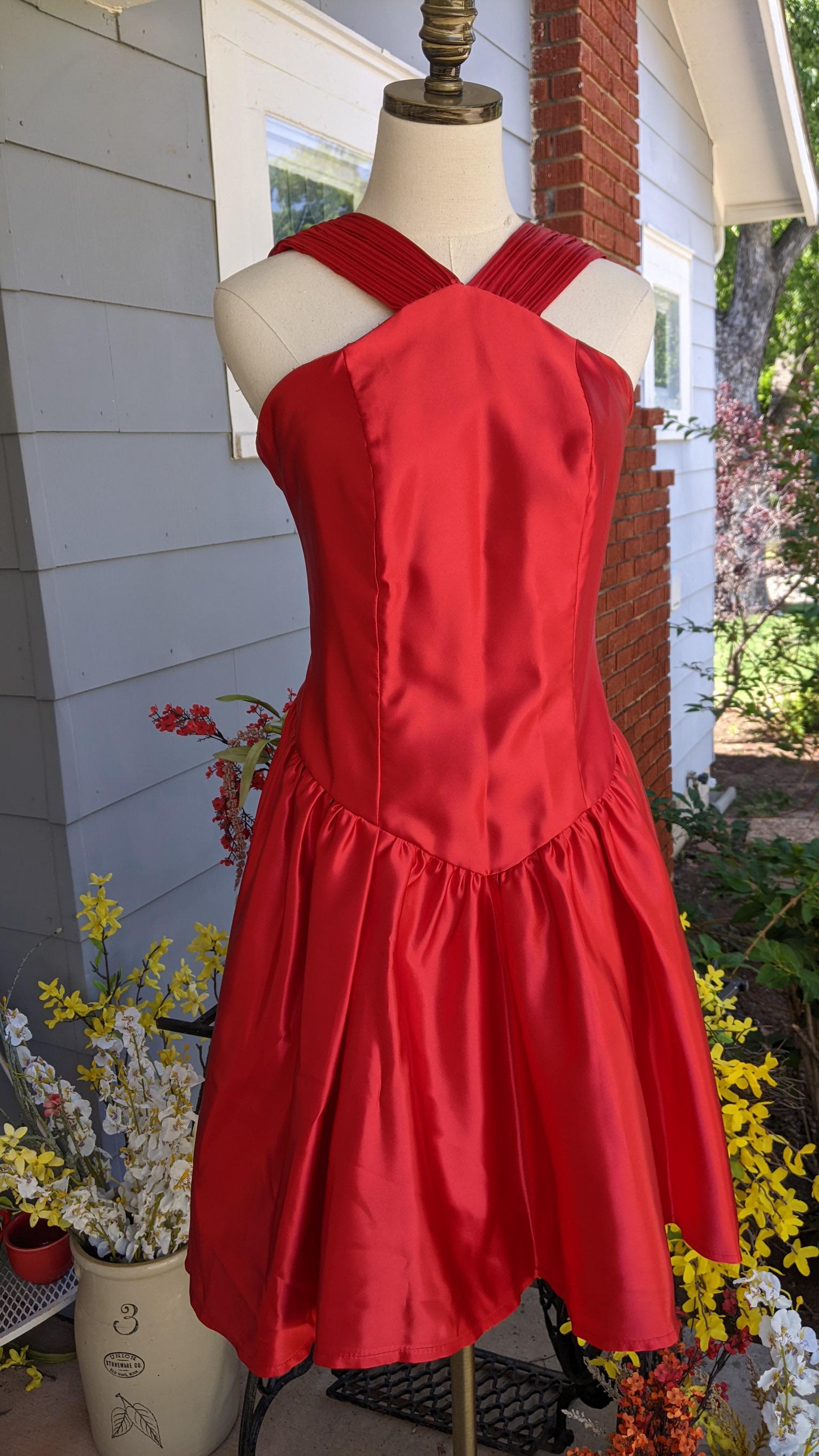 perfect blue red dress Partially Ready For Ship】DokiDoki-R Anime Perfect Blue Cosplay Kirigo –  dokidokicosplay main image 1