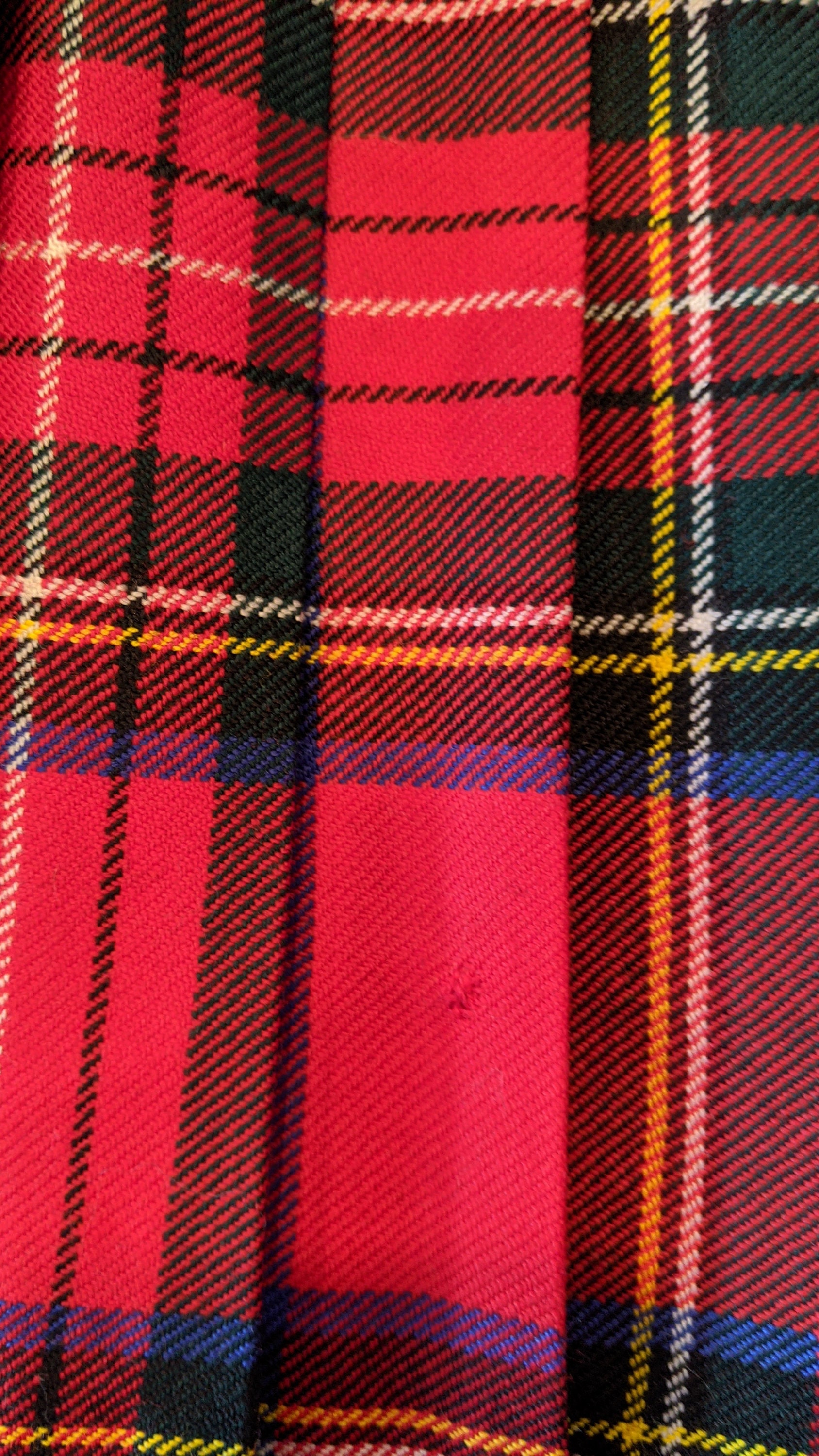 Red Tartan New Wool Wrap Skirt/Kilt Size 12 by James Pringle Weavers