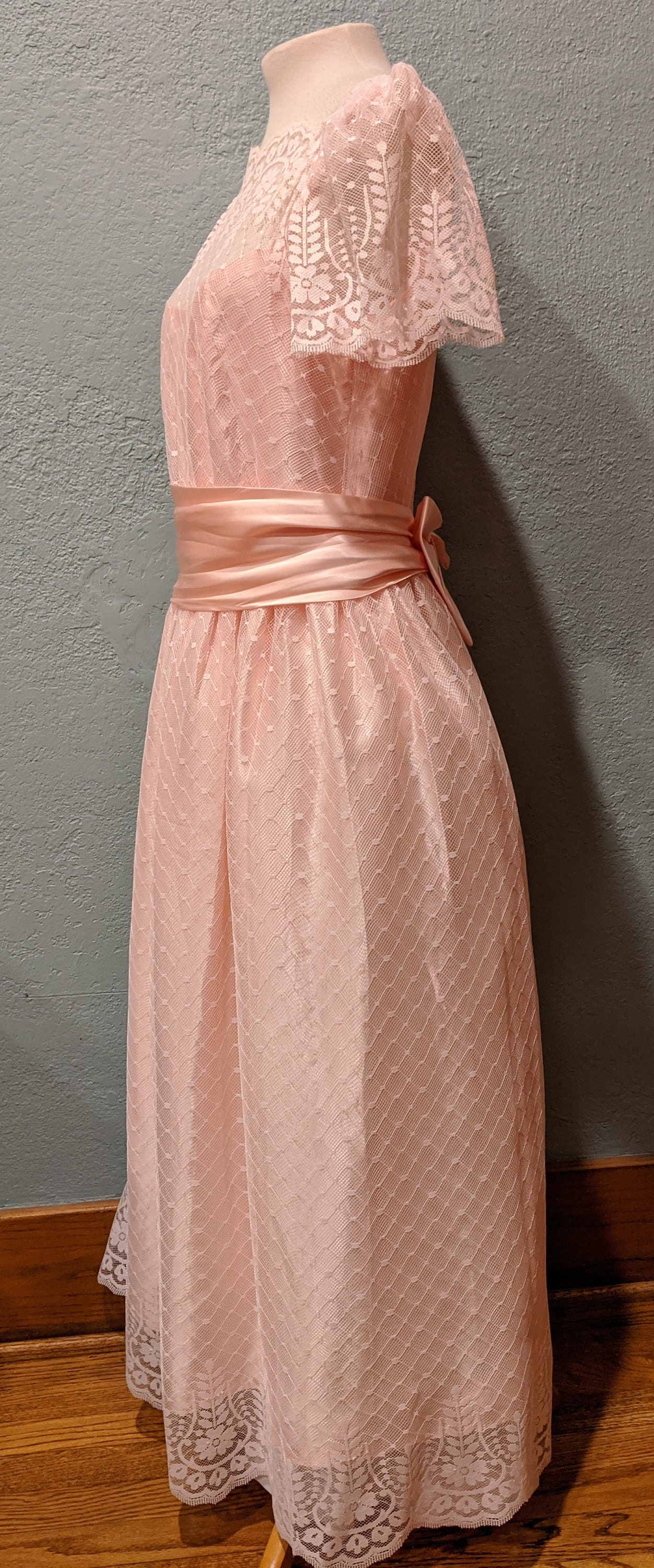 1988 JC Penney Pink Bridesmaid Dress Size 13/14 Pink Lace over a slip ...