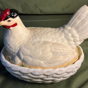 Old Vintage Ceramic Hen on a Nest Farm Chicken Tureen 2 Part Serving Dish