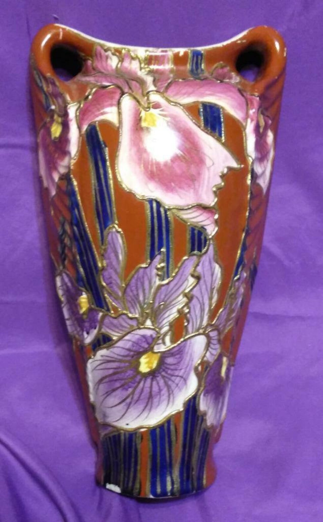 Old Vintage Antique Art Pottery Asian Vase Urn China or Japanese Iris