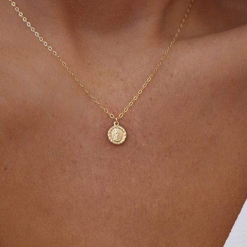Dainty Virgin Mary Necklace Gold 