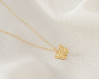 Dainty Gold Butterfly Pendant Necklace | Butterfly Necklace | Bridesmaid Gift | Birthday Gift | Minimalist Necklace | Birthday Gift