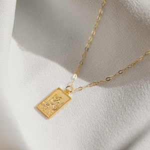Gold Saint Christopher Necklace | Dainty Protection Necklace | Gold Medallion Necklace | Traveling Saint Necklace | Traveler&#39;s Necklace