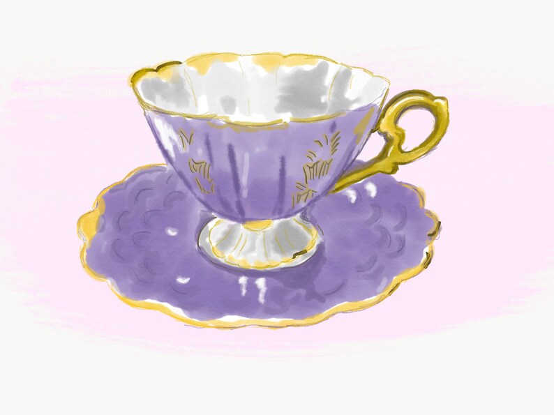 Pu&ograve; includere: Un set da t&egrave; in porcellana viola con finiture dorate. La tazza da t&egrave; presenta un delicato motivo floreale e un manico dorato.