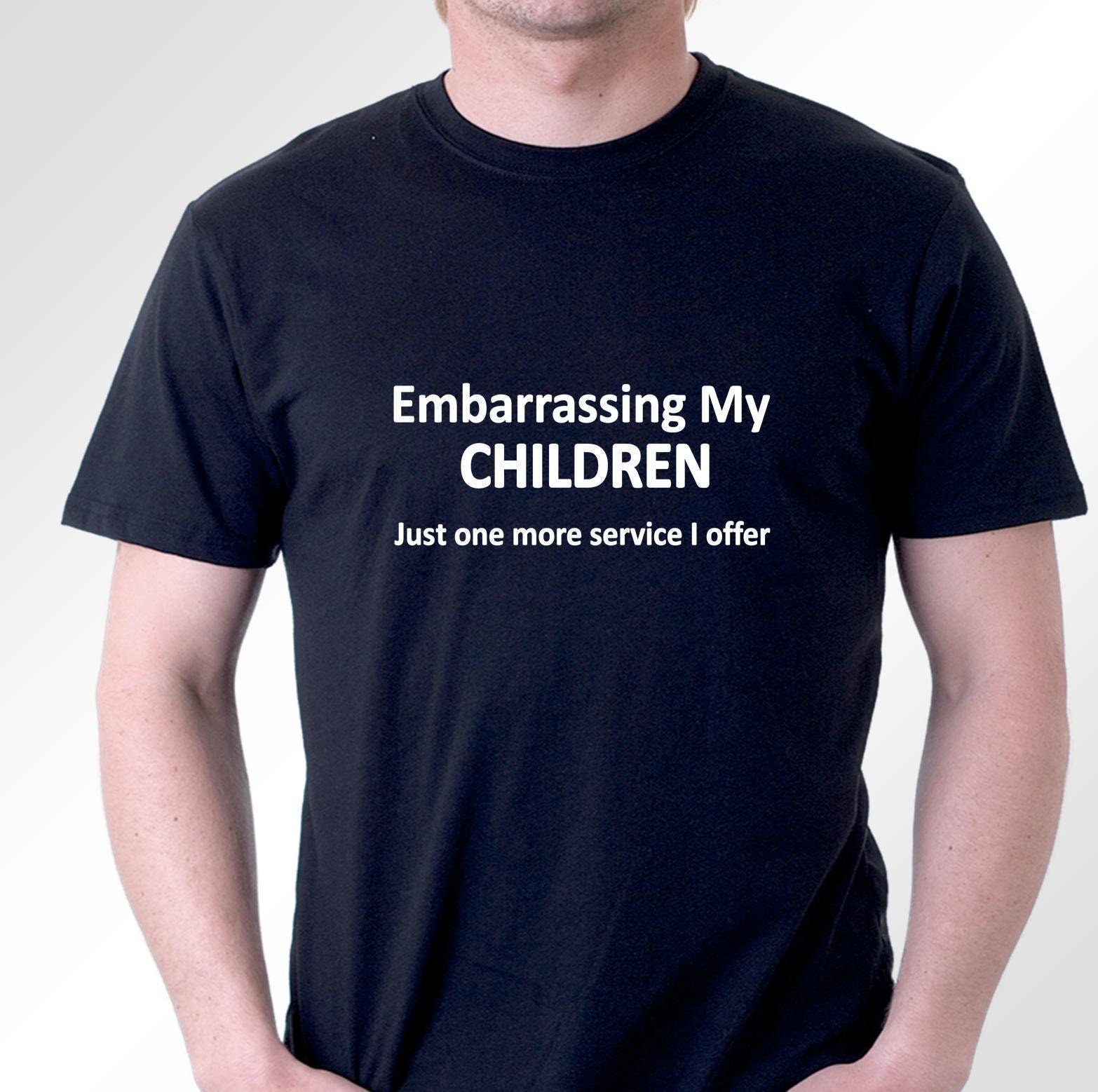 Anstændig Moden bidragyder Funny Slogan T-shirt Embarrassing My Children Just One More - Etsy