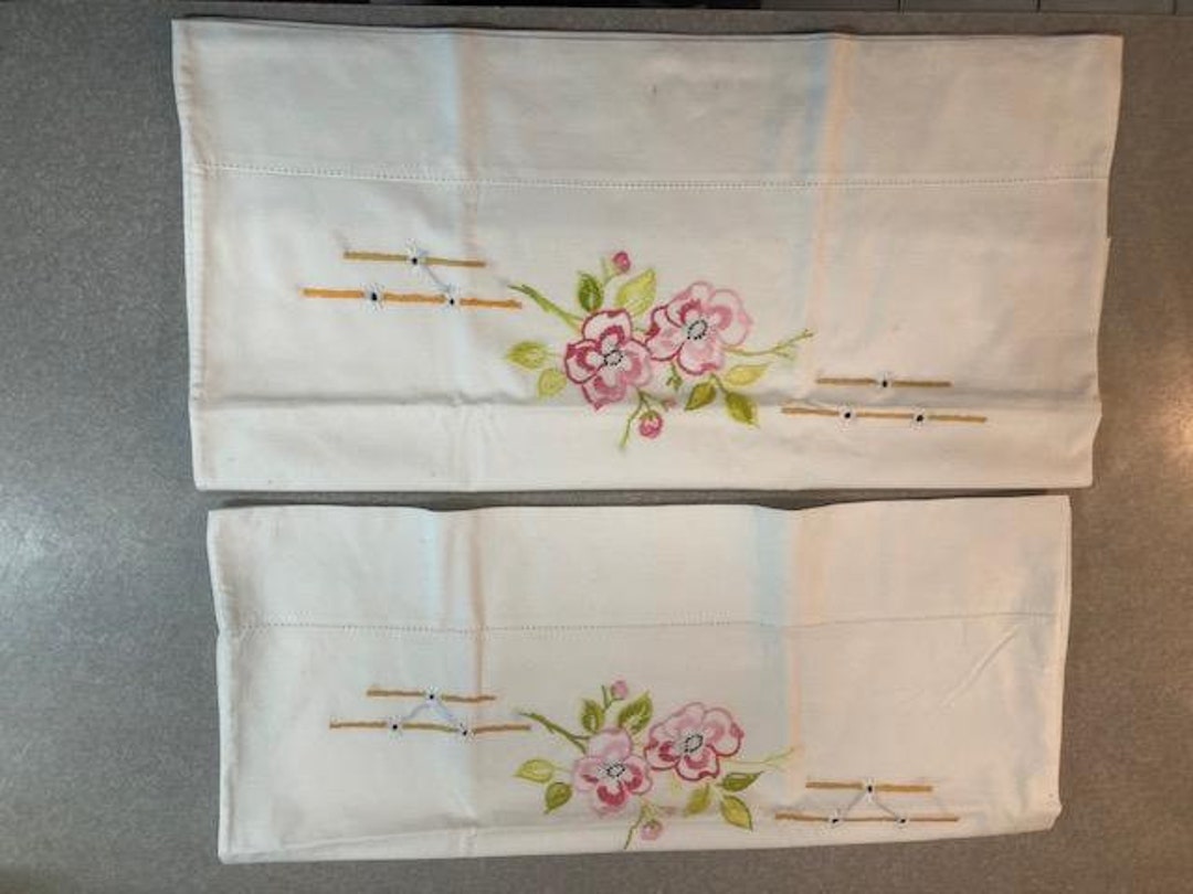 Matching Pair Vintage Hand Embroidery Pillow Cases. Lovely Country