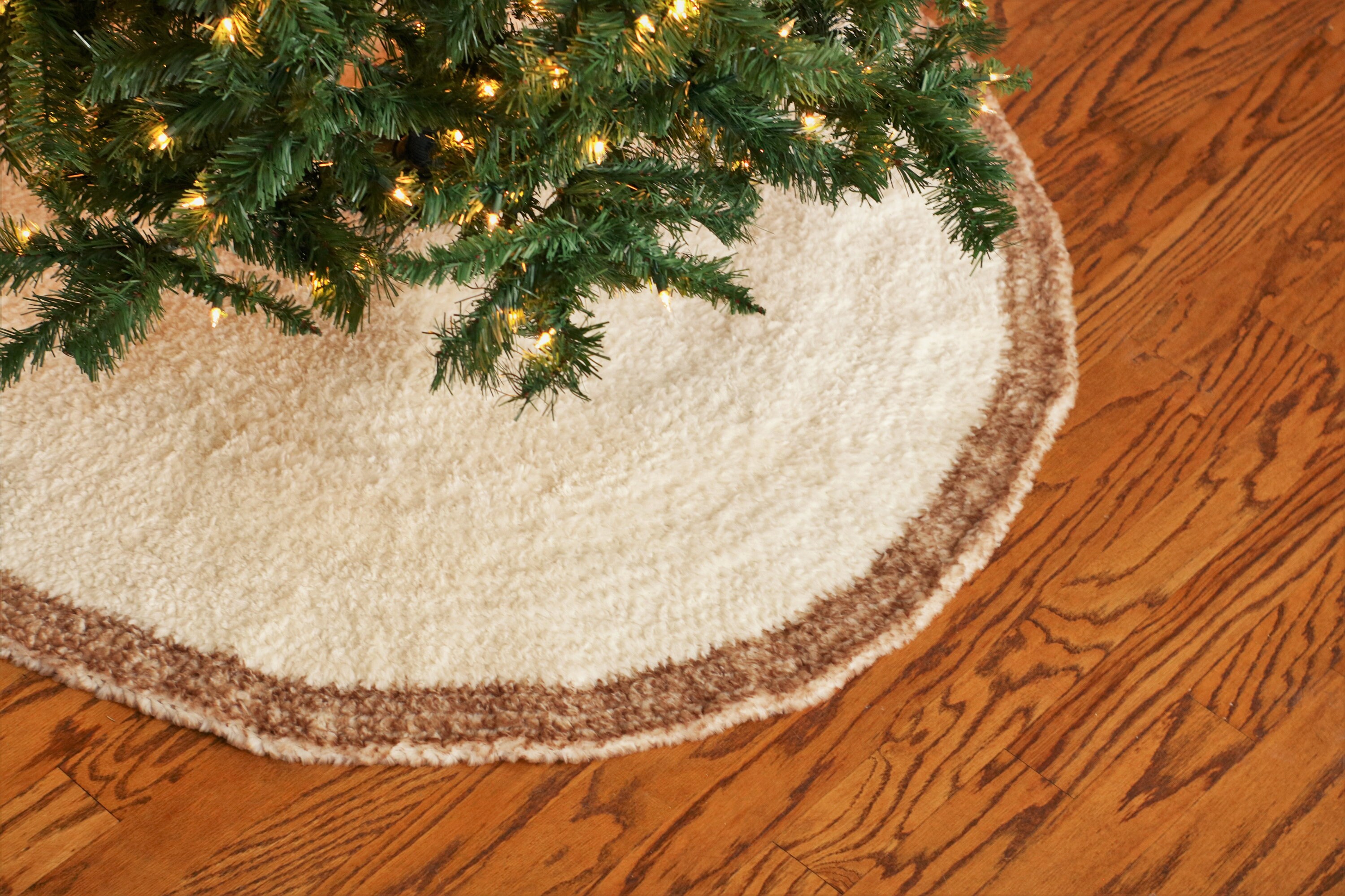 Ho Ho Faux Fur Tree Skirt Crochet Pattern Fur Christmas Tree - Etsy Canada