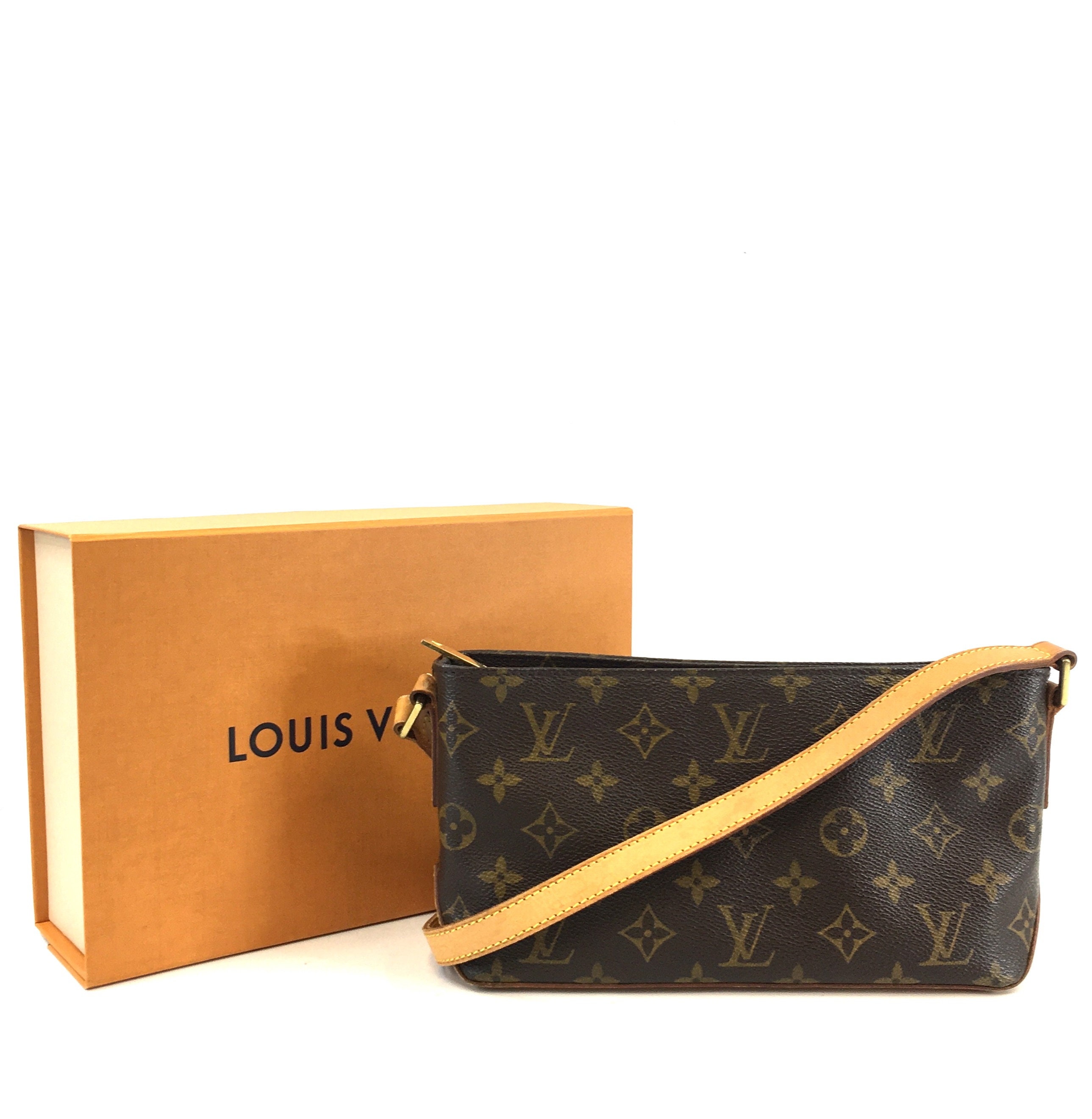 Louis Vuitton Trotteur Monogram Crossbody Purse Women Handbag Clutch Small Bag