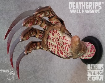 Nightmare Glove DEATHGRIPS™ Colgador de pared del artista Gabe Escamilla