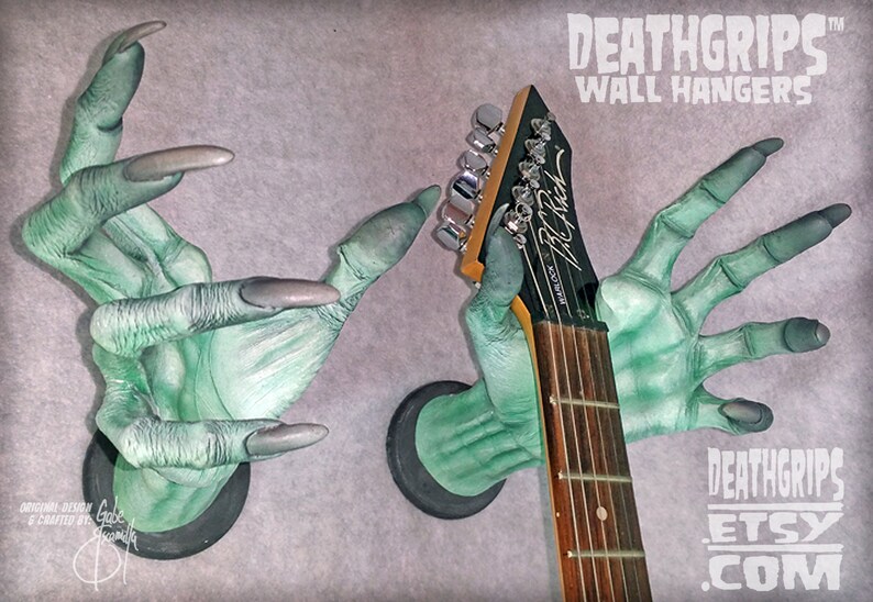 Colgadores de pared DEATHGRIPS™ con la mano izquierda de WITCH del artista Gabe Escamilla imagen 5