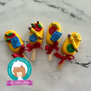 Back to school Cakesicles