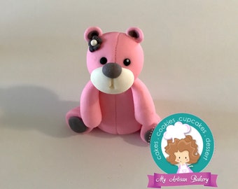 Bear fondant cake topper