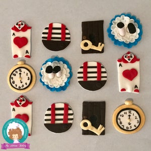 Alice in wonderland inspired fondant cupcake topper