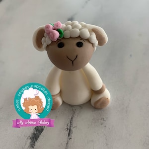 Lamb fondant toppers