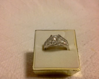 Sterling Silver Ring 2.75- 3kt