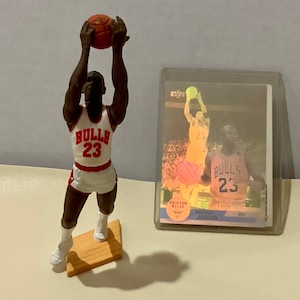 1988 Starting Line Up Michael Jordan Figure W/2 Cards