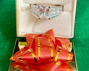 Sterling Silver Ring 2.75- 3kt