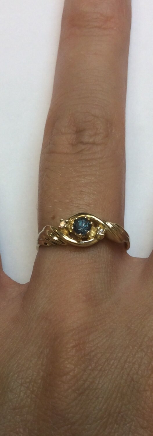 Natural Alexandrite & Diamond Ring In 14K Gold - Color Changing Gemstone (Green To Purple), Oval Cut With 12 Diamonds