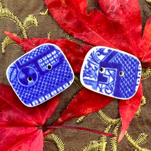 Vintage China-Blue Willow Set of 2 Medium Large Rectangular Buttons