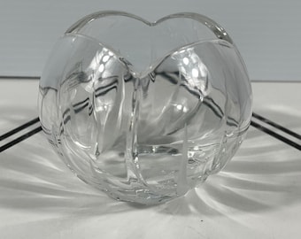 Illusions 24% Full Lead Crystal Bowl Handcrafted Slovenia Frosted Swirl 4x3