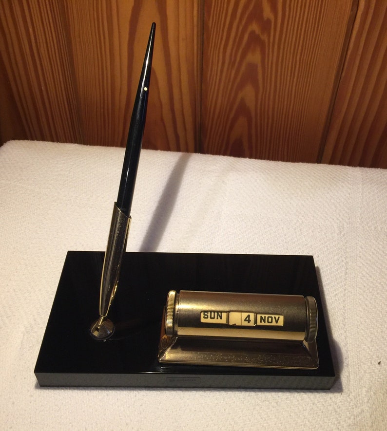 Sheaffer Black Marble Desk Set Image 0