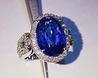 Blue Sapphire Diamond 18k white gold hand made ring