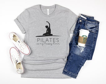 Pilates é meu happy hour | Camiseta de Pilates, camiseta de Pilates, presente de Pilates, camiseta de Pilates, ioga, instrutor de Pilates