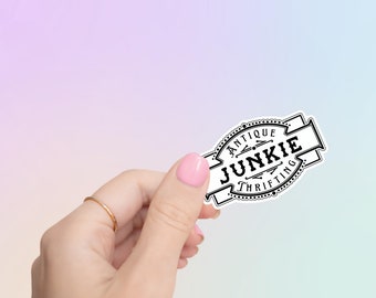 Naklejka Antique Thrifting Junkie | Naklejka Thrifter, Antykwaryczna naklejka, Prezent dla Thrifter, Kupujący Thrift, Miłośnik antyków, Junkin, Naklejka