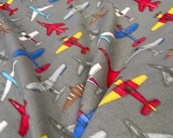 NUOVI fantastici jet multicolori stampati su base argento/grigio in pile accogliente / Tessuto per noi /