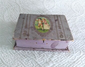 Old Victorian Era Sewing Kit 1920&#39;s