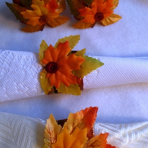 Fall/Thanksgiving Button Leaf Napkin Rings