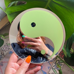 Yin & Yang Mini Disc Mirror - LOTS OF COLOURS