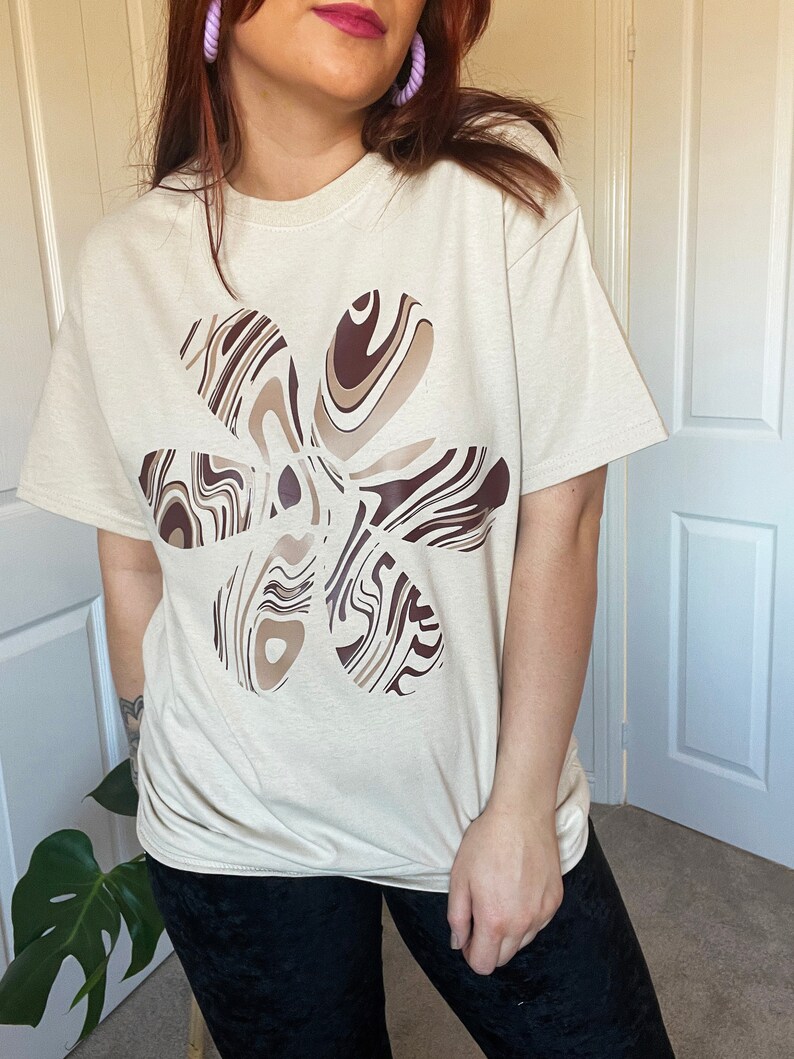 Beige /& Brown Trippy Flower T-Shirt