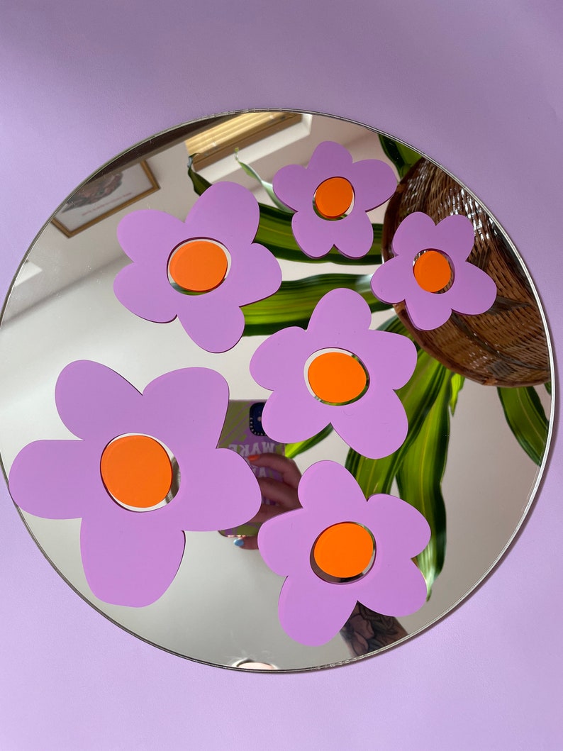 Ditzy Flower Amazing decal vinyl stickers Lilac 2x Sizes imagem 1