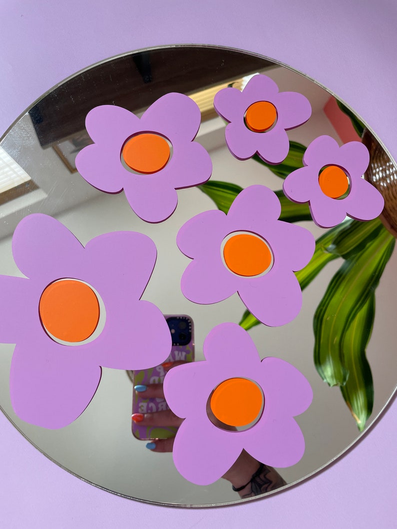 Ditzy Flower Amazing decal vinyl stickers Lilac 2x Sizes imagem 3